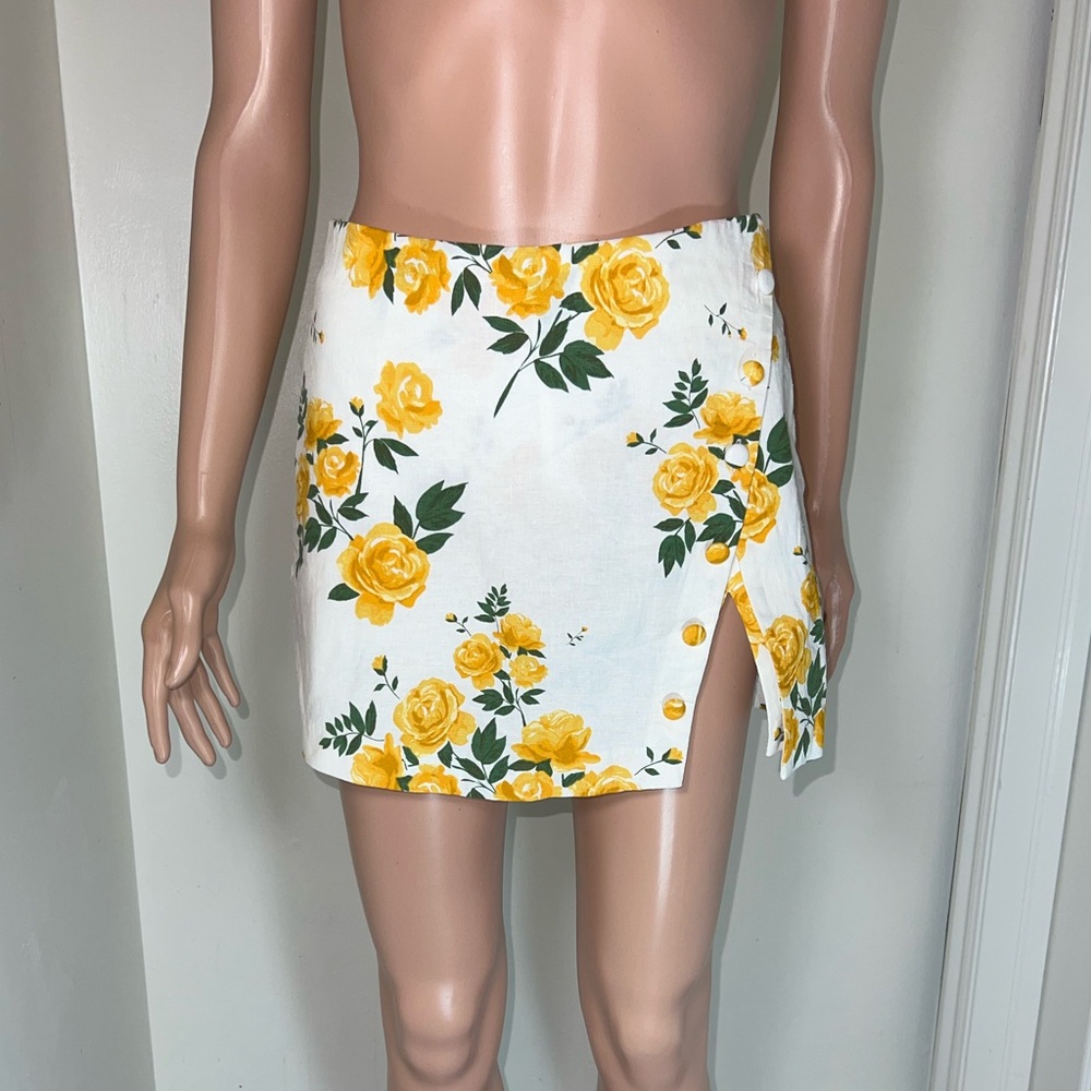 NWT L’Academie Revolve Mini Skort Skirt Shorts Floral